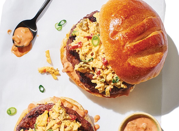 Beef Burgers with Smoked Gouda Spread & Roasted Banana Pepper Mayup