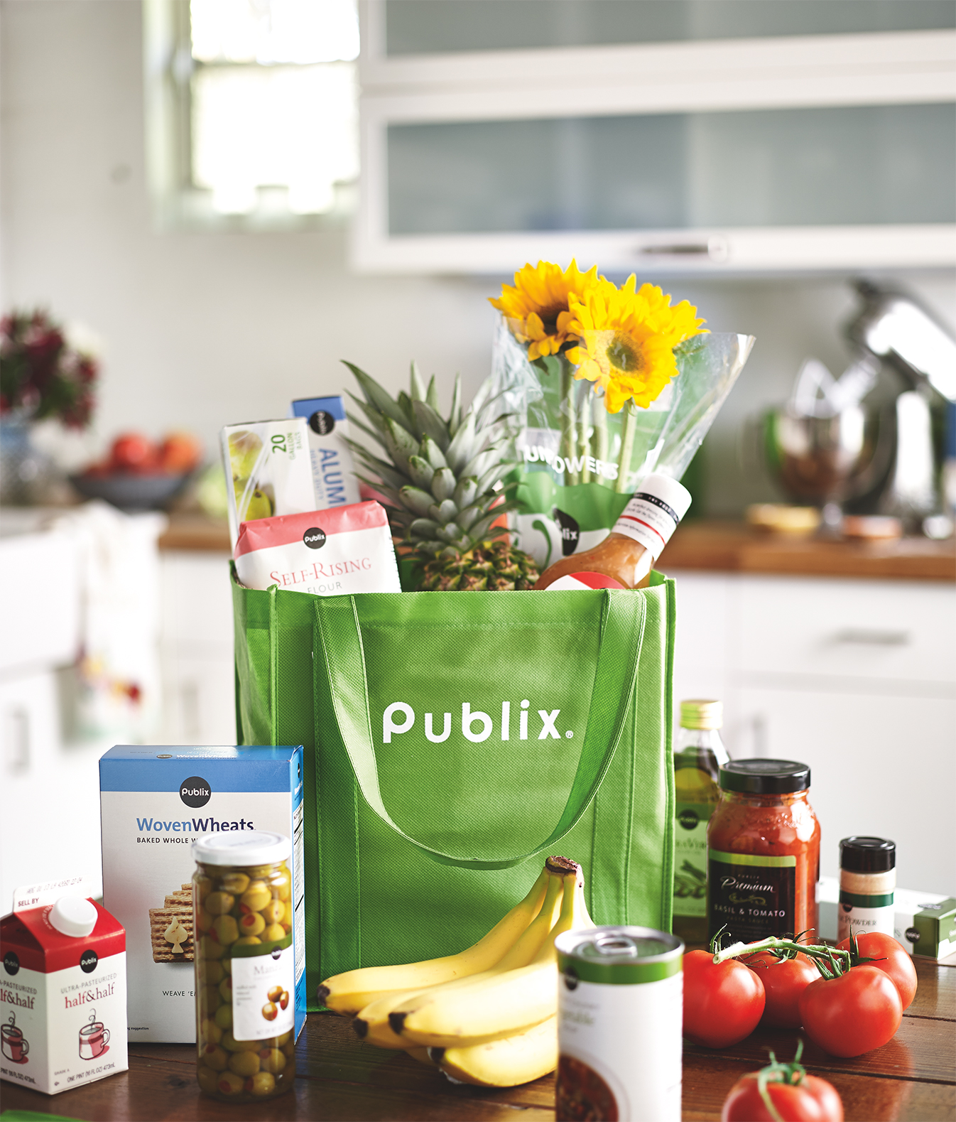 Publix reusable back filled with groceries
