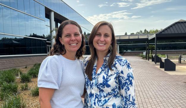 Alison and Erin in front of the Publix corporate office