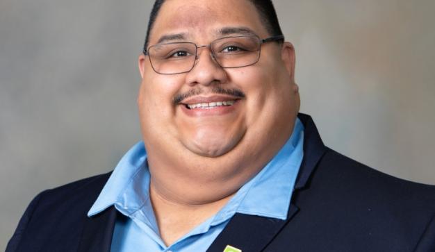 Armando, a Retail Staffing Specialist