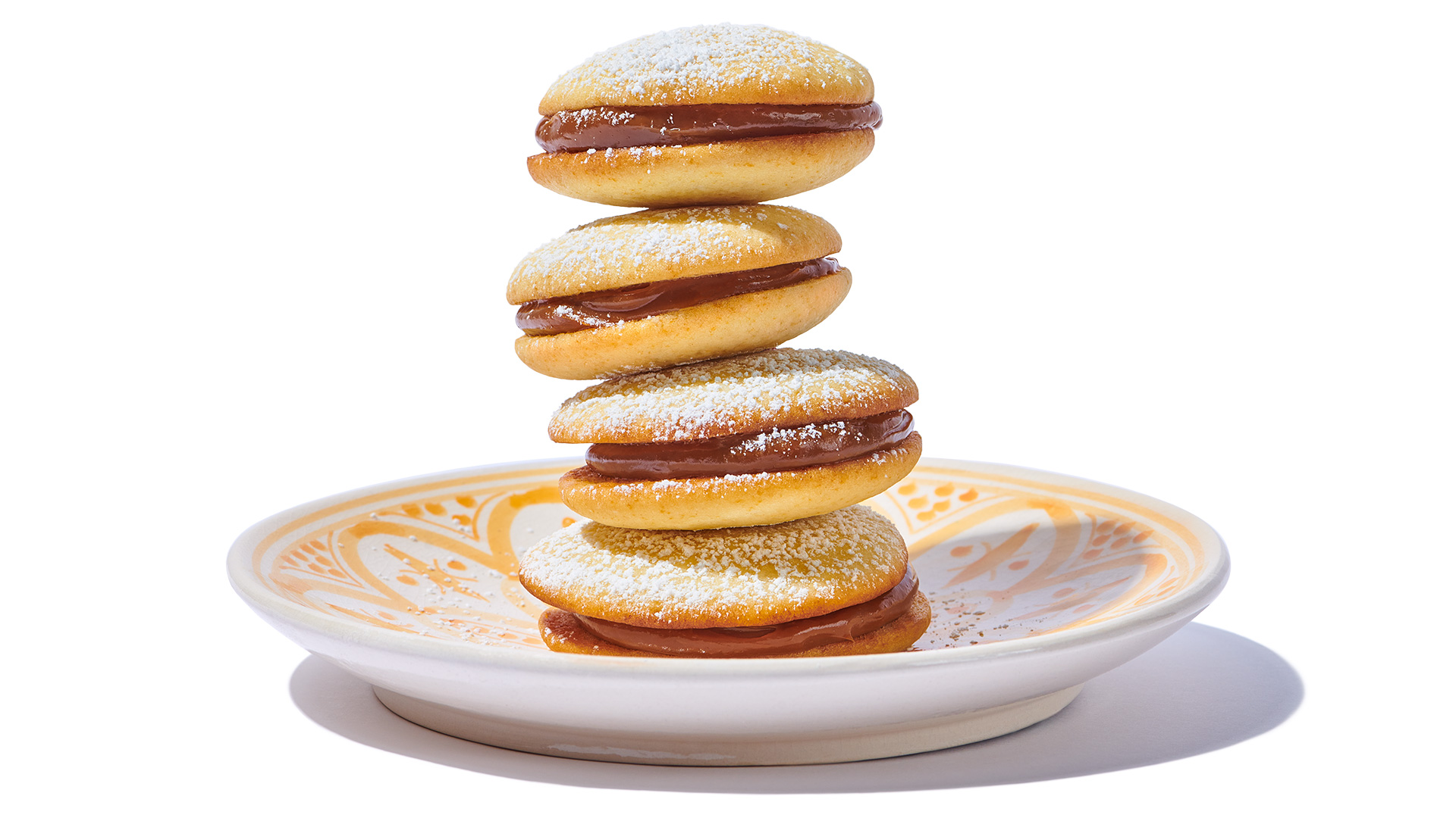 Alfajores Argentinos - sandwich cookies!- The Foreign Fork