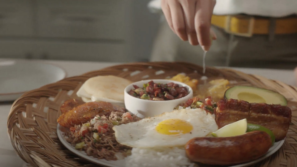 Bandeja Paisa (Colombian-Style Platter)