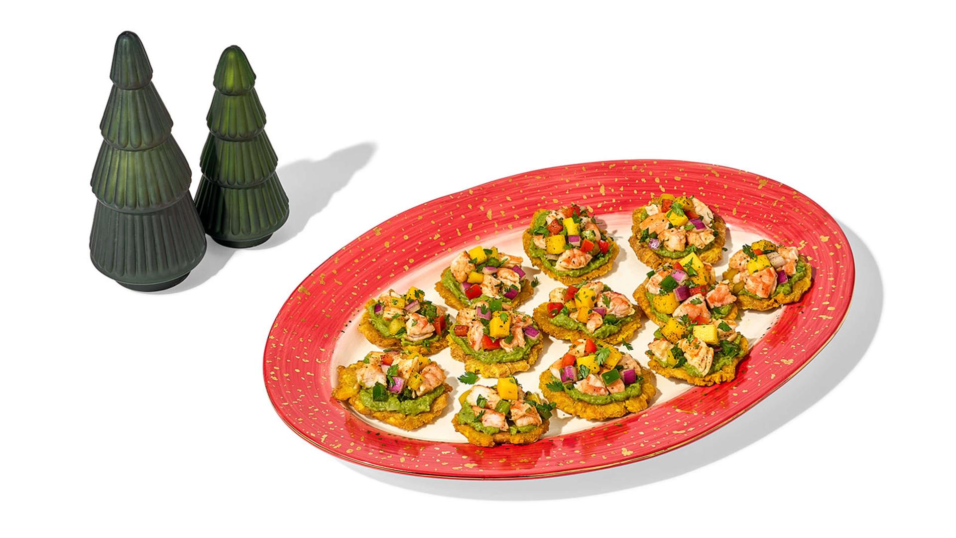 Tostones con Camarones y Mango