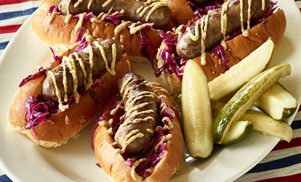 Beer-Simmered Bratwurst with Onions